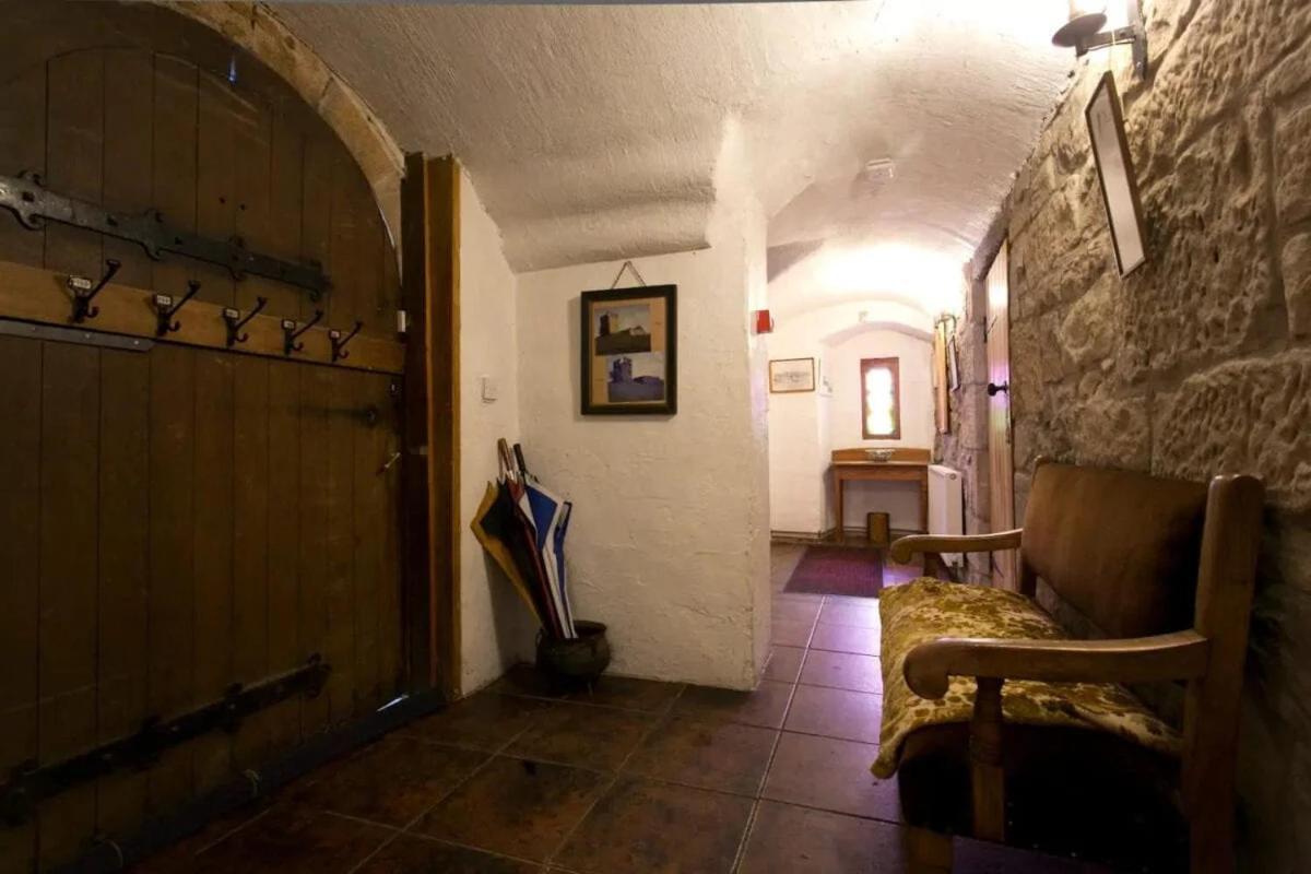 The Manor At Plane Castle Villa Falkirk Exteriör bild