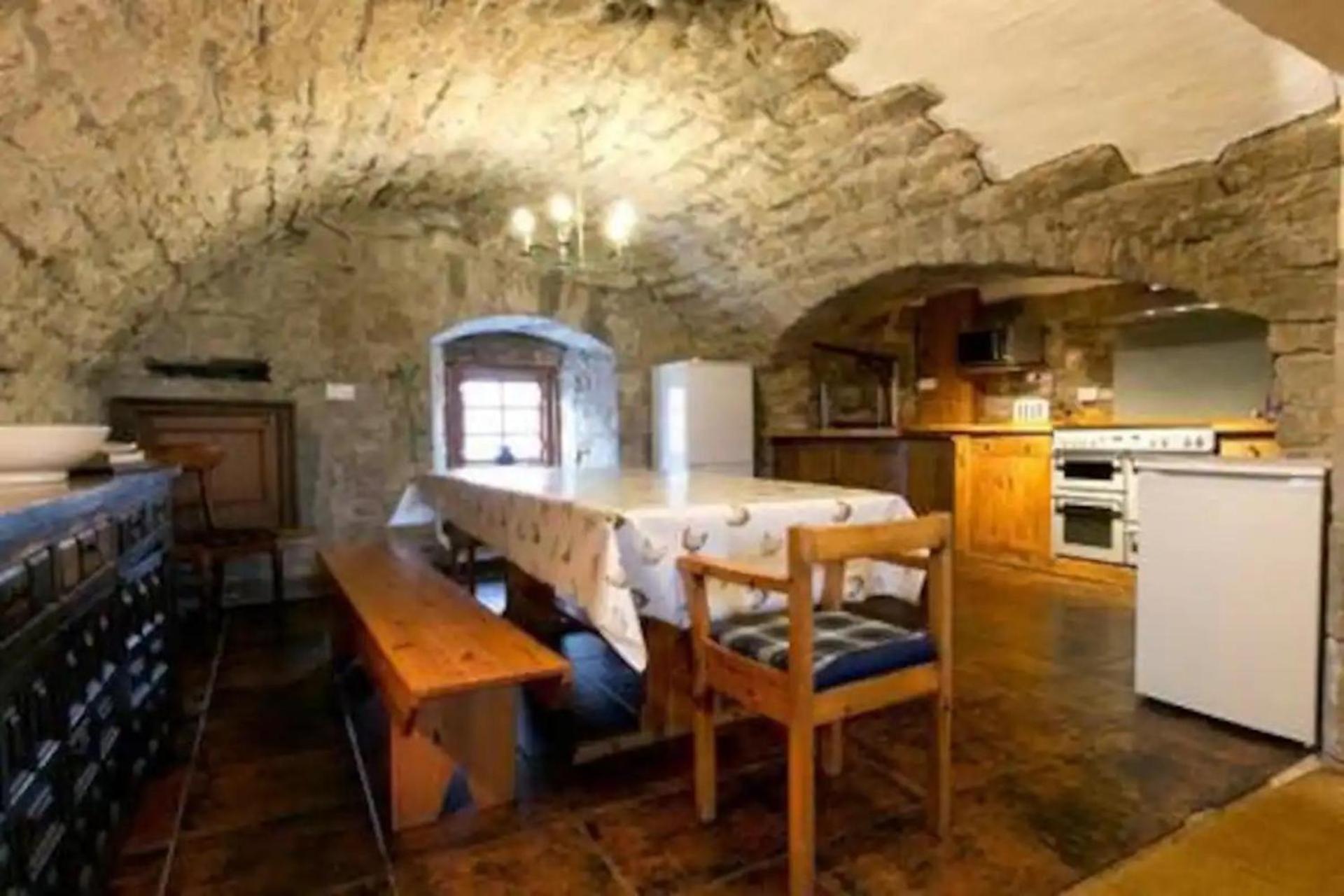 The Manor At Plane Castle Villa Falkirk Exteriör bild