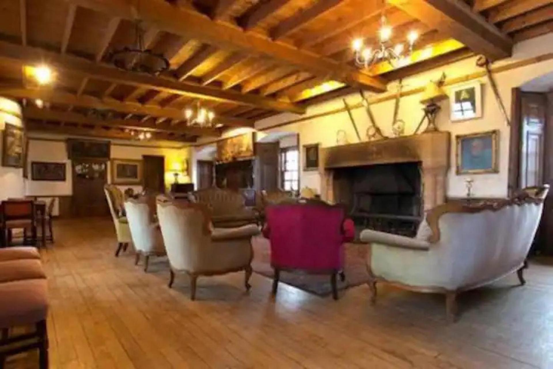 The Manor At Plane Castle Villa Falkirk Exteriör bild